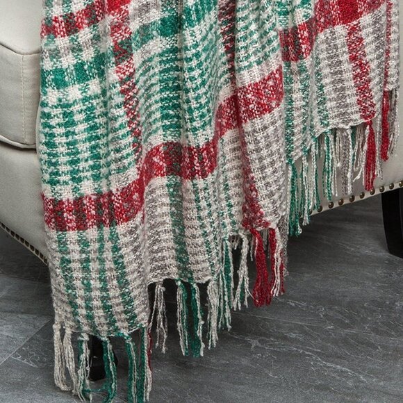 NEW Green Red Plaid Blanket Soft Christmas Indoor Decorations 50" W x 67" L - Picture 9 of 10